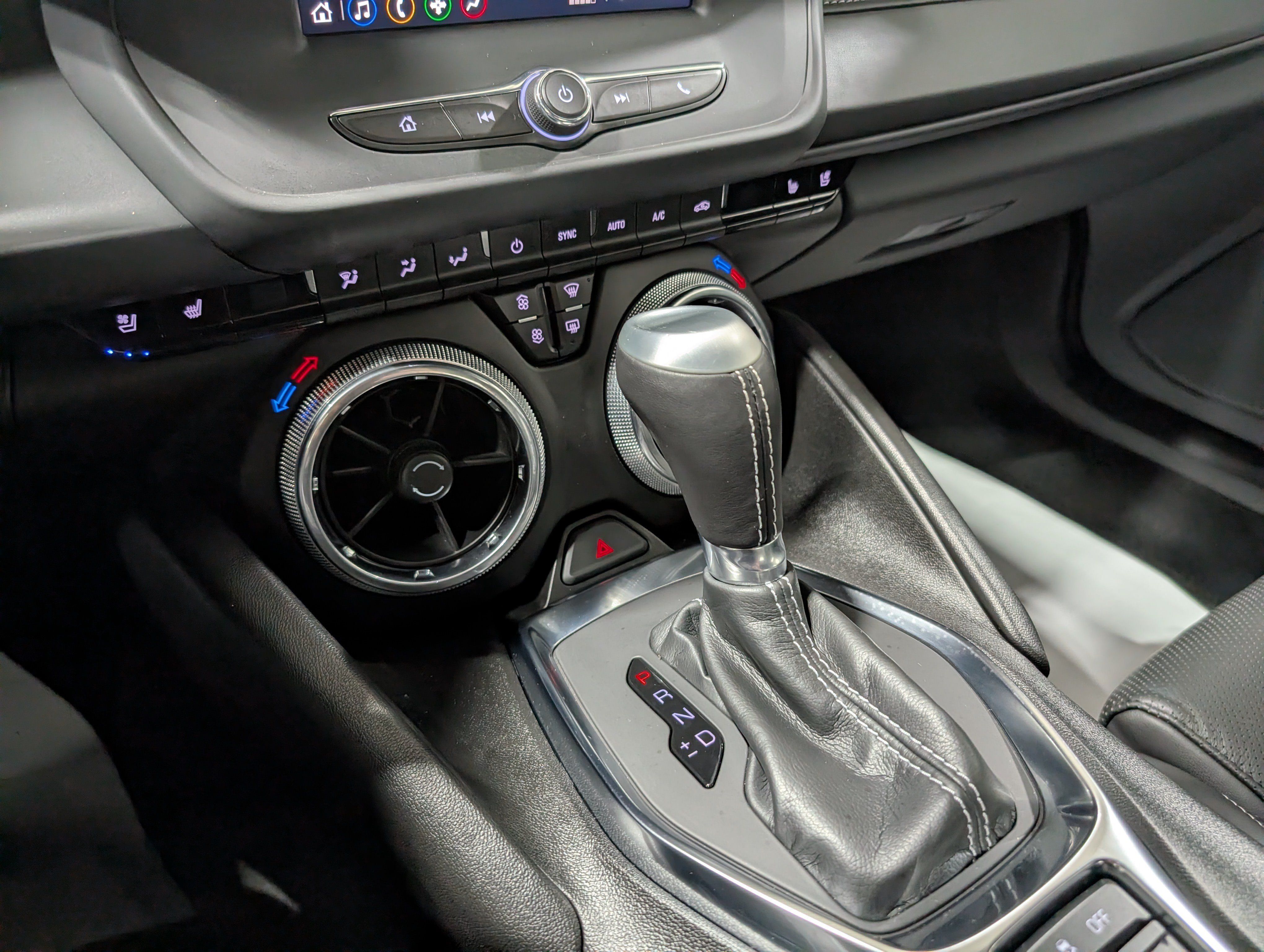 Used 2024 Chevrolet Camaro LT RWD image 22