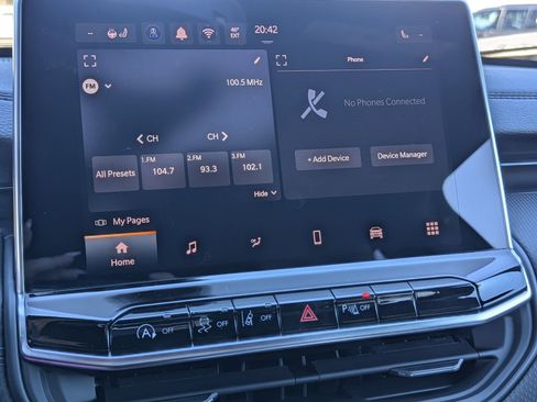 New 2026 Jeep Compass Limited image 6