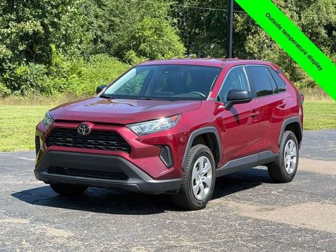 Used 2022 Toyota RAV4 LE FWD image 24