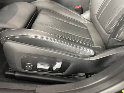 Used 2023 BMW i4 eDrive35 w/ Premium Package image 24