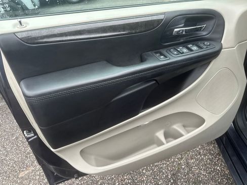 Used 2014 Dodge Grand Caravan SE w/ Quick Order Package 29E SE image 14