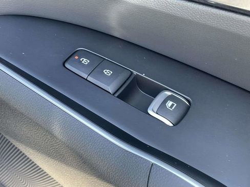 New 2026 Kia Sorento S w/ S Panoramic Sunroof Package FWD image 11