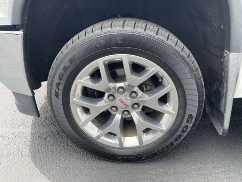 Certified 2018 GMC Sierra 1500 SLT AWD/4WD image 32