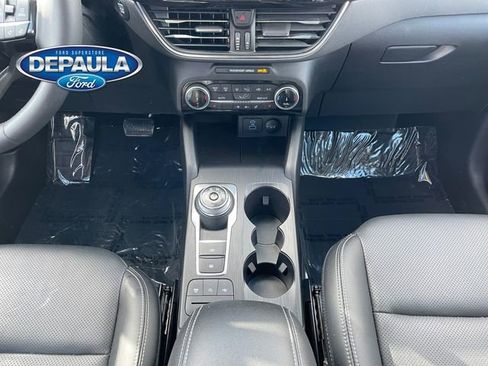 Certified 2022 Ford Escape Titanium w/ Class II Trailer Tow Package image 14