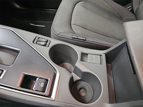 Used 2024 Subaru Crosstrek 2.0i Premium image 21