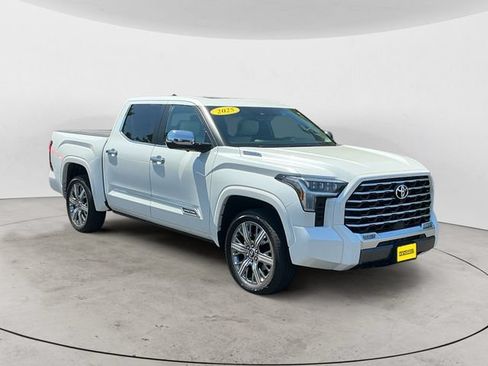 Certified 2025 Toyota Tundra Capstone AWD/4WD image 3