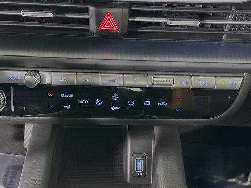 Used 2024 Hyundai Ioniq 6 SE image 22