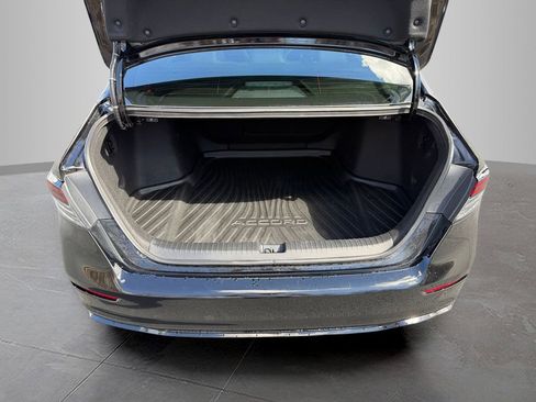 Used 2025 Honda Accord Sport image 8