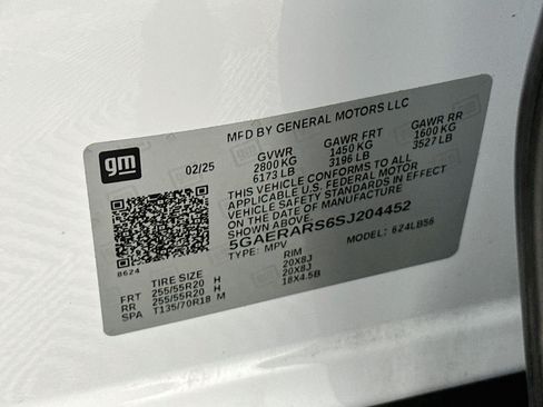 Used 2025 Buick Enclave Preferred FWD image 12