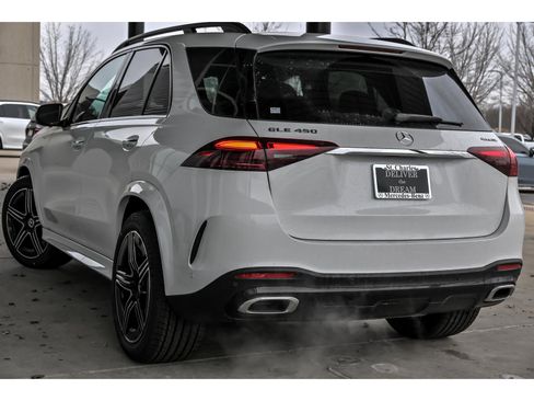 New 2026 Mercedes-Benz GLE 450 4MATIC image 4