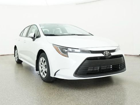 New 2026 Toyota Corolla LE FWD image 30