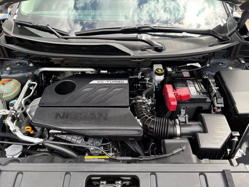 Used 2025 Nissan Rogue SV FWD image 34