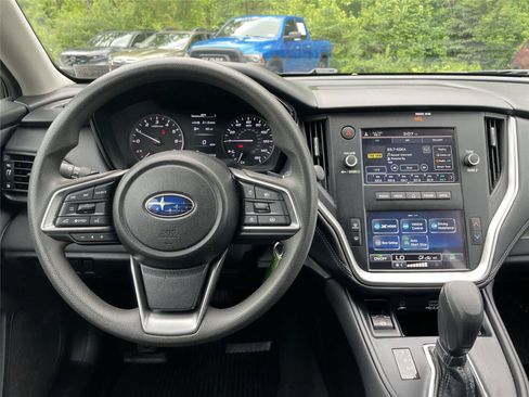 Certified 2025 Subaru Outback AWD/4WD image 18