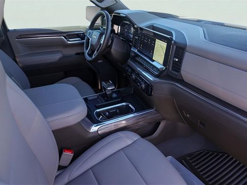 Certified 2025 Chevrolet Silverado 1500 LTZ w/ LTZ Premium Texas Edition image 33