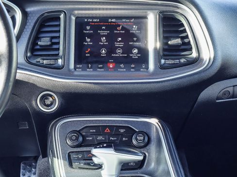 Used 2018 Dodge Challenger GT w/ Driver Convenience Group image 8