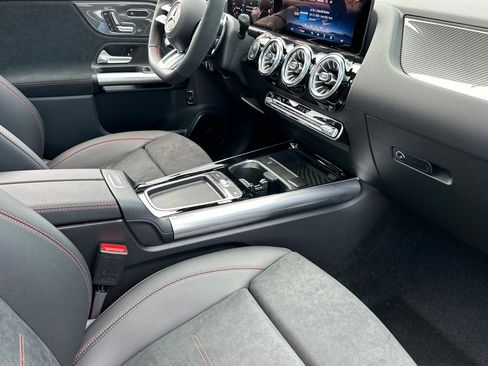 New 2025 Mercedes-Benz GLA 35 AMG 4MATIC image 27