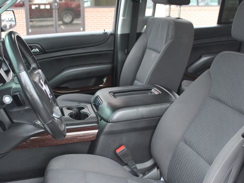 Used 2020 GMC Yukon SLE image 12