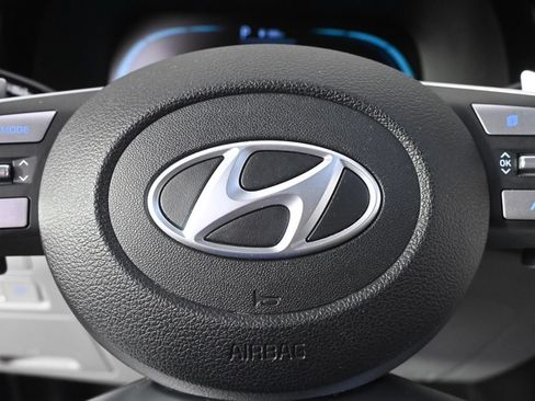Used 2025 Hyundai Palisade SEL AWD/4WD image 35