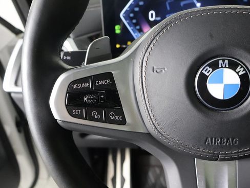 Used 2024 BMW X7 xDrive40i w/ M Sport Package AWD/4WD image 43