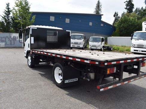 New 2024 Isuzu NPR image 3