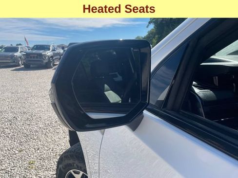 Certified 2025 GMC Yukon XL AT4 w/ LPO, Floor Liner Package AWD/4WD image 8