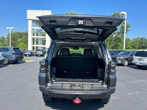 Used 2020 Toyota 4Runner TRD Pro AWD/4WD image 9