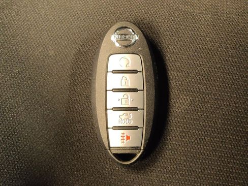 Used 2023 Nissan Sentra SV w/ All-Weather Package FWD image 32
