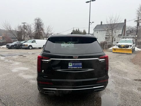 Used 2024 Cadillac XT6 Premium Luxury w/ Technology Package AWD/4WD image 4