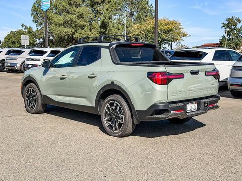 Certified 2025 Hyundai Santa Cruz Limited AWD/4WD image 2
