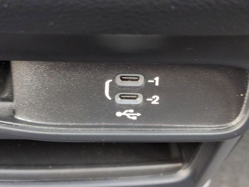 Used 2026 Chrysler Pacifica Select FWD image 22