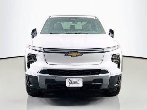 New 2026 Chevrolet Silverado EV LT image 2