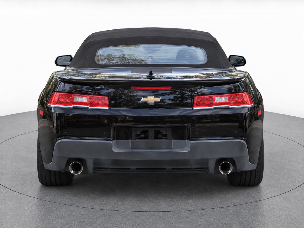 Used 2015 Chevrolet Camaro LT RWD image 7