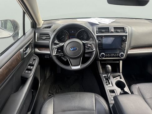 Used 2018 Subaru Outback 2.5i Limited image 16