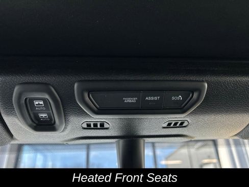 Used 2023 Jeep Wrangler Unlimited w/ Sun & Screen Package image 39