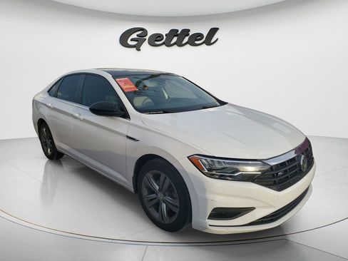 Used 2020 Volkswagen Jetta R-Line FWD image 3