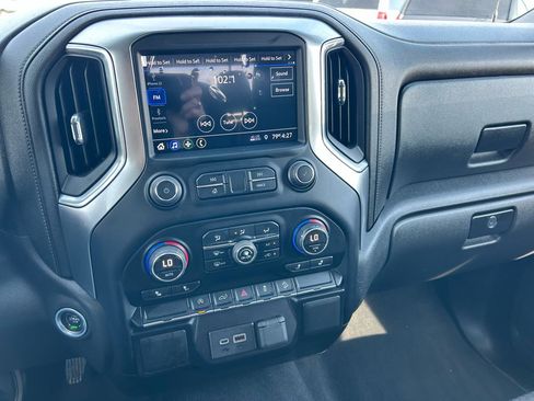 Used 2019 Chevrolet Silverado 1500 LT w/ All-Star Edition image 4