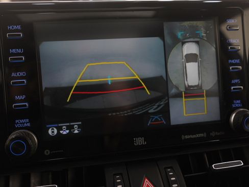 Used 2020 Toyota RAV4 Limited image 32