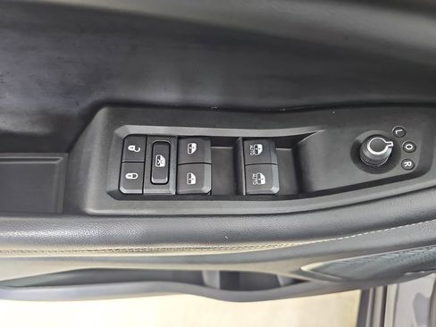 Used 2021 Jeep Grand Cherokee L Limited w/ Trailer Tow Package AWD/4WD image 35