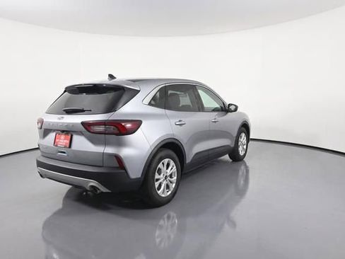 Used 2024 Ford Escape Active FWD image 3
