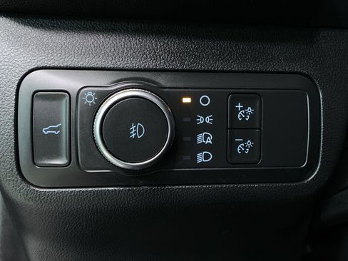 Used 2022 Ford Escape Titanium w/ Class II Trailer Tow Package image 25