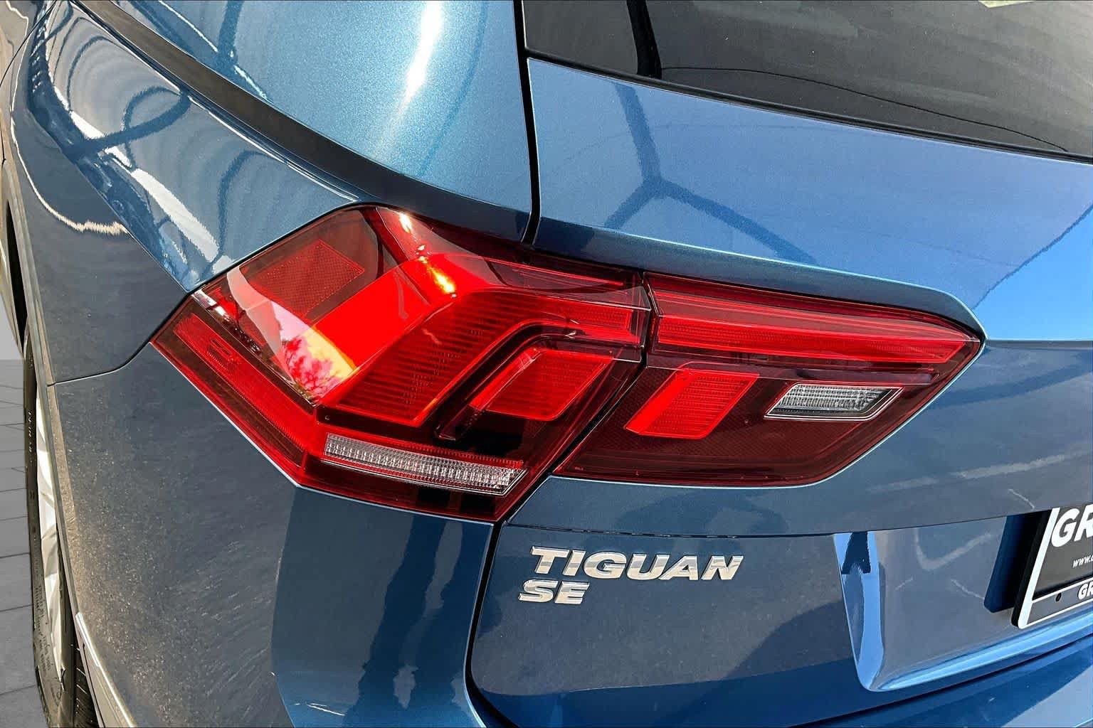 Used 2018 Volkswagen Tiguan SE FWD image 28