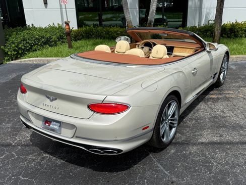 Used 2023 Bentley Continental GT Mulliner AWD/4WD image 24