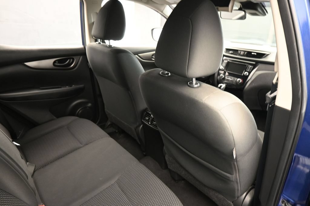 Used 2021 Nissan Rogue Sport S FWD image 40