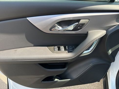 New 2025 Chevrolet Blazer LT w/ Midnight/Sport Edition image 8