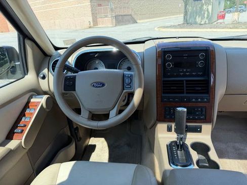Used 2010 Ford Explorer Eddie Bauer AWD/4WD image 12