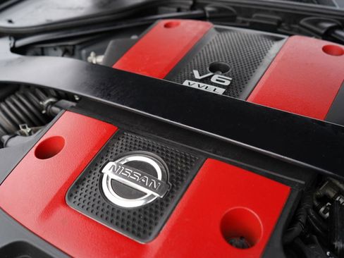 Used 2016 Nissan 370Z Coupe image 76