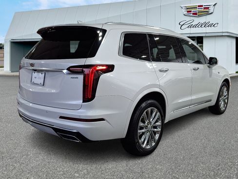 Certified 2023 Cadillac XT6 Premium Luxury AWD/4WD image 5