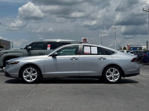 Used 2025 Honda Accord LX image 8