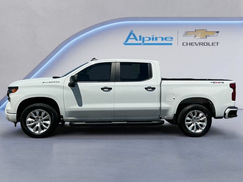 Used 2024 Chevrolet Silverado 1500 Custom AWD/4WD image 2