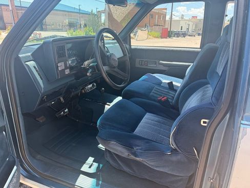 Used 1991 Chevrolet Silverado 2500 4x4 Extended Cab image 14